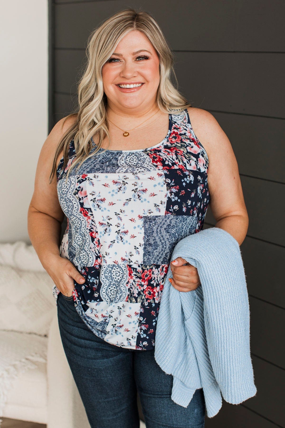 Eye-Catching Elegance Floral Tank Top- Navy & Ivory - Image 2