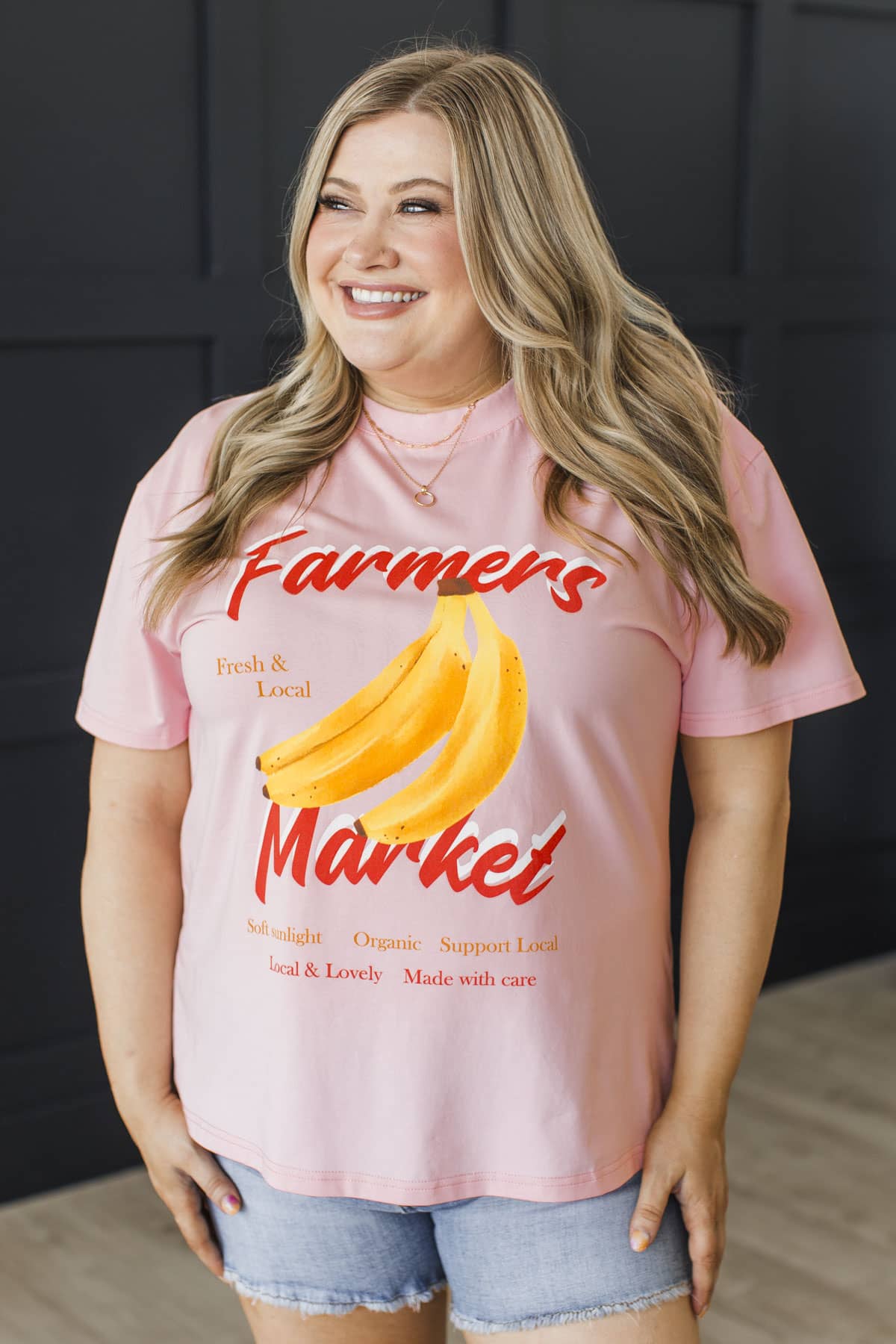 "Farmers Market" Banana Graphic Tee- Pink