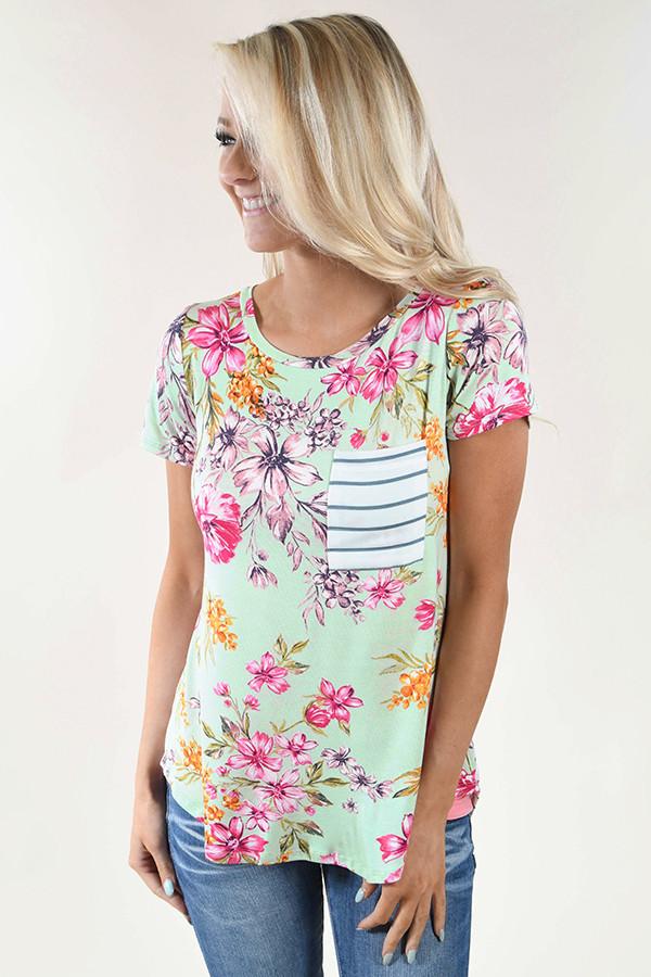 Favorite Pocket Top ~ Mint Floral