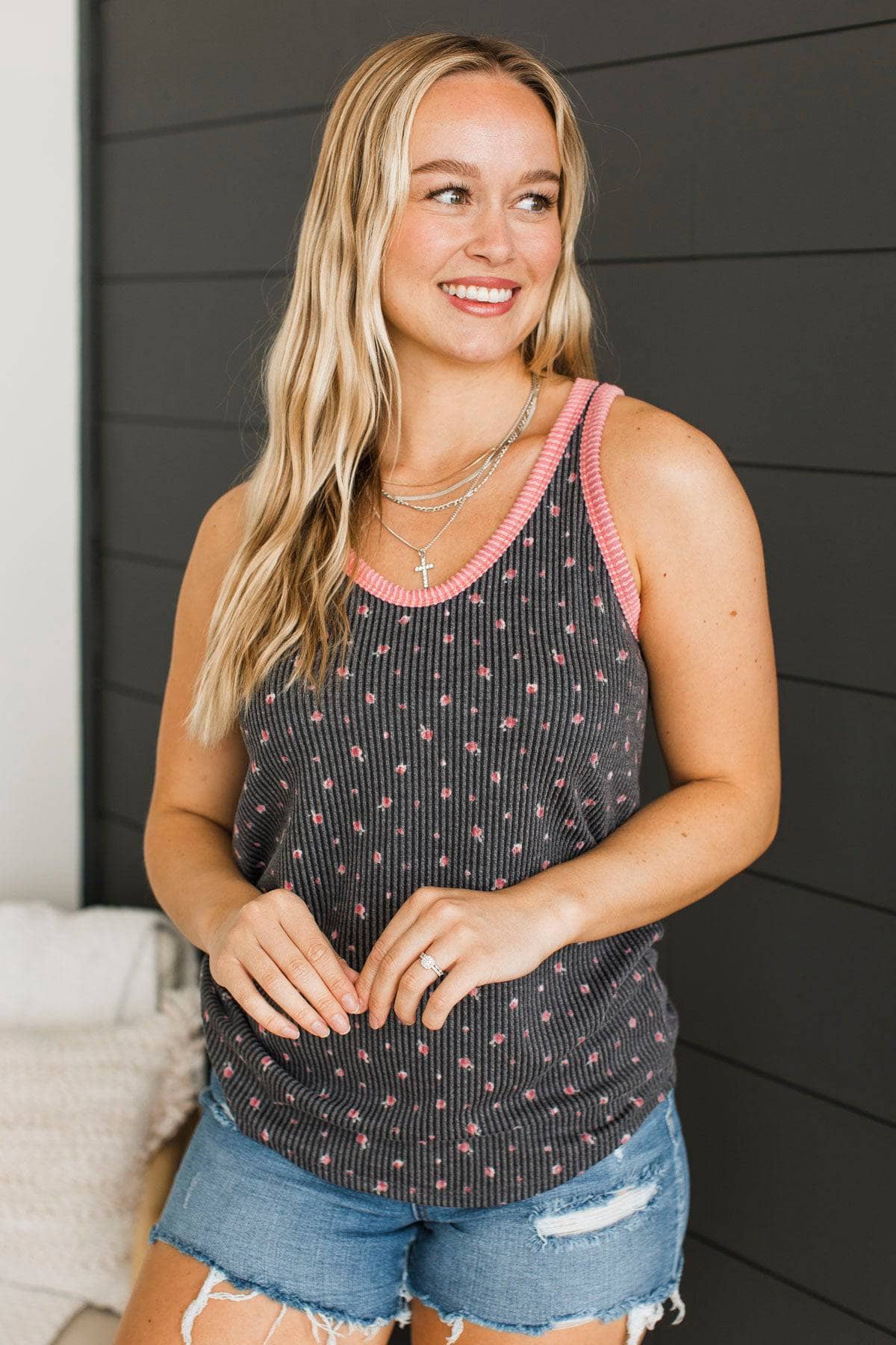 Fawn Over Me Floral Tank Top- Charcoal & Pink - Image 4