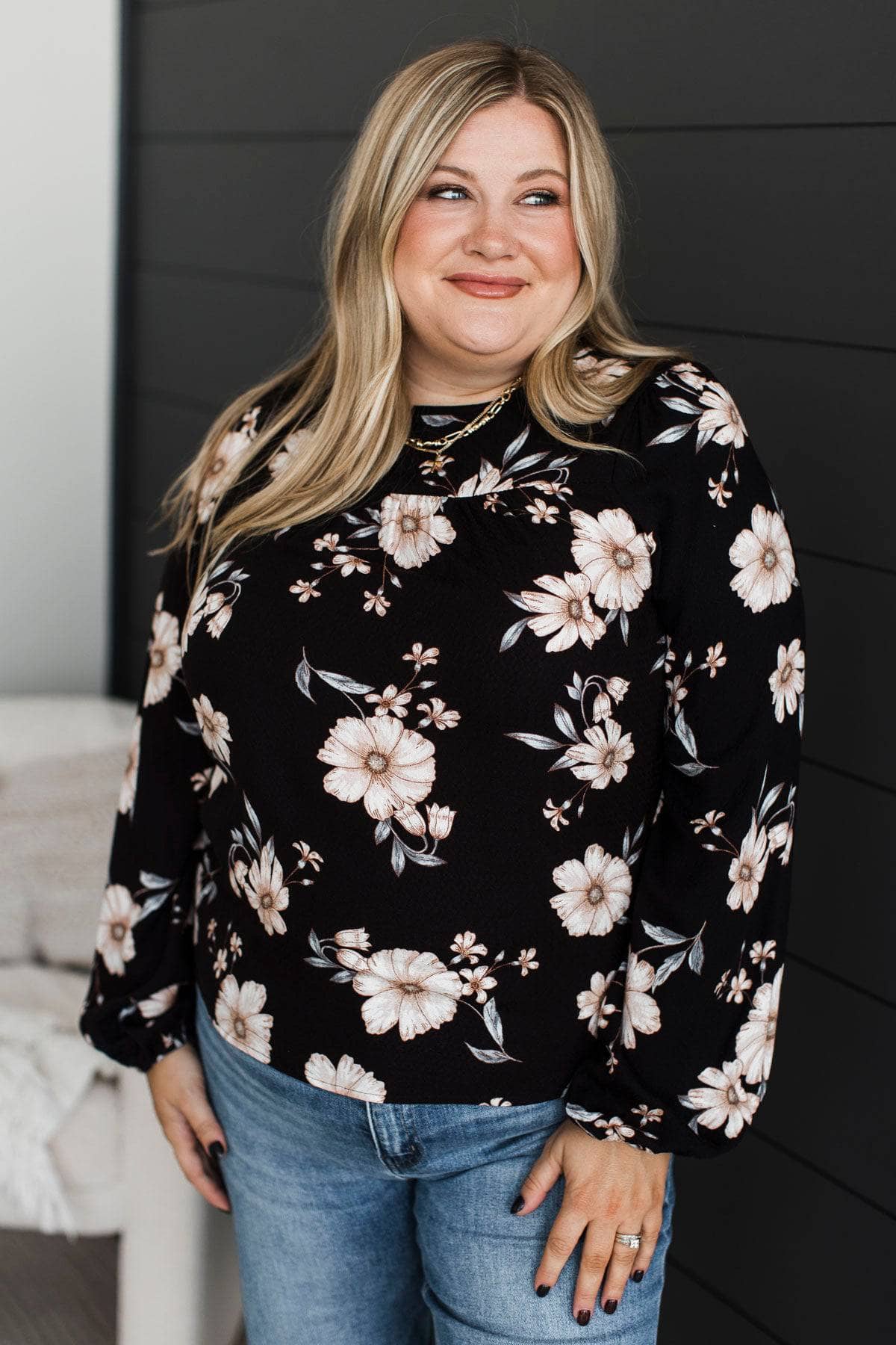 Feeling Amazing Floral Top- Black - Image 4