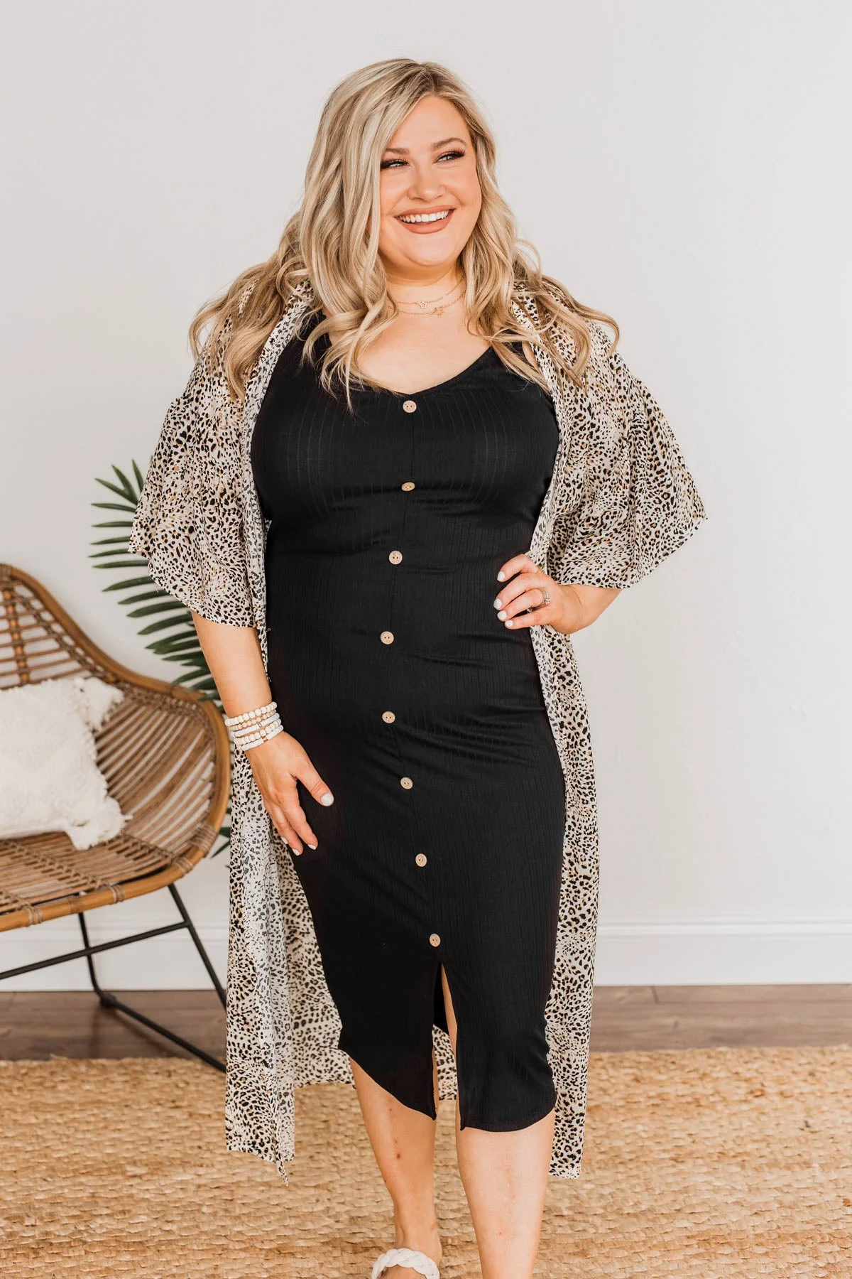Feet In The Sand Button Dress- Black - Image 10