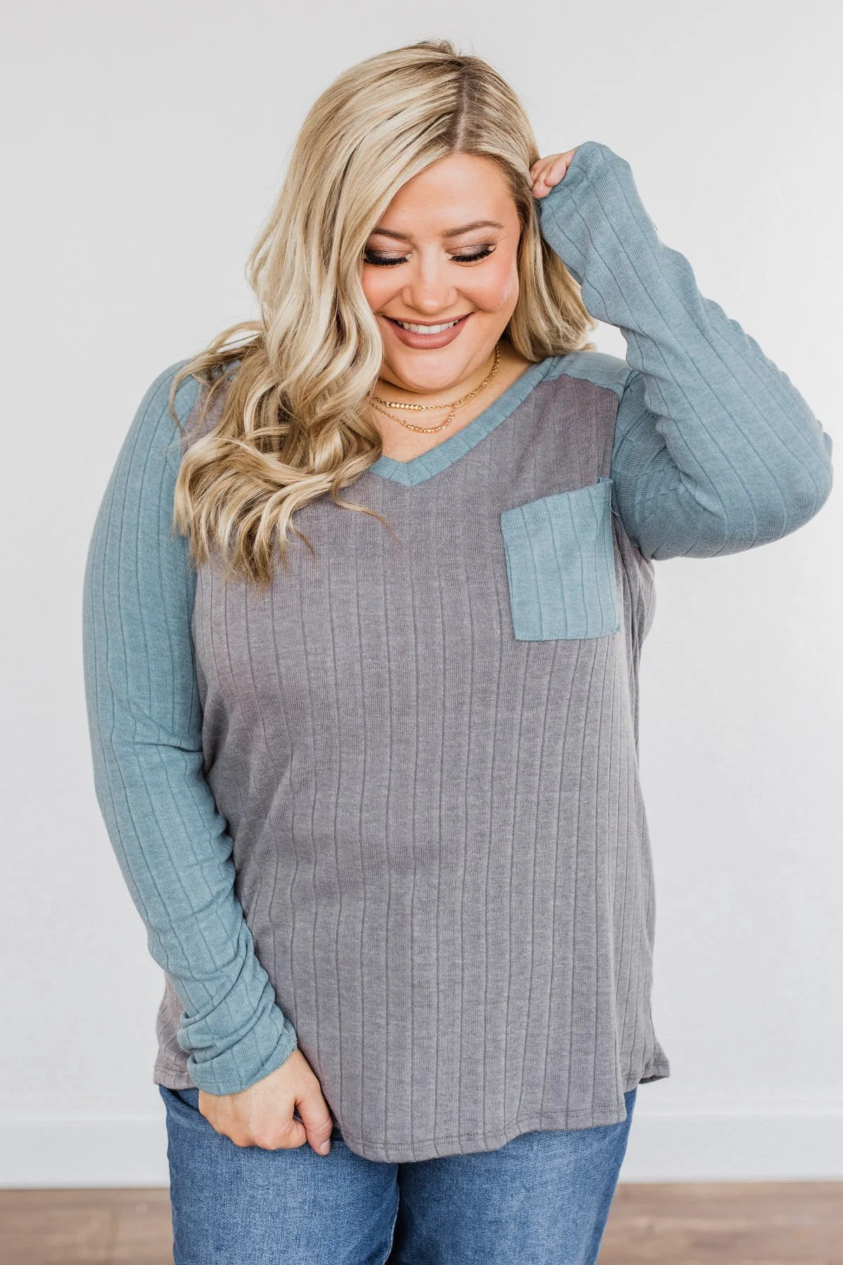 Figure Me Out V-Neck Top- Grey & Blue - Image 5