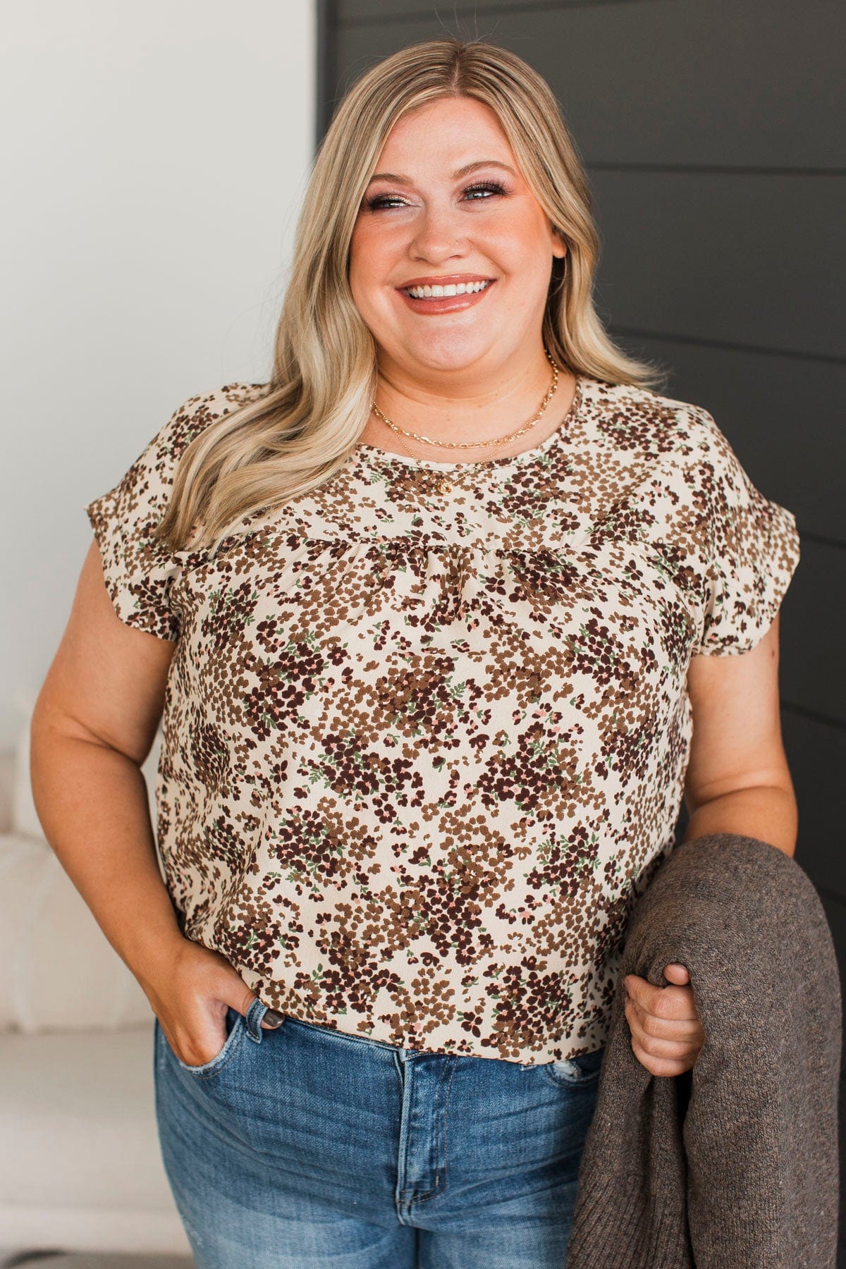Finest Hour Short Sleeve Floral Top- Beige - Image 4