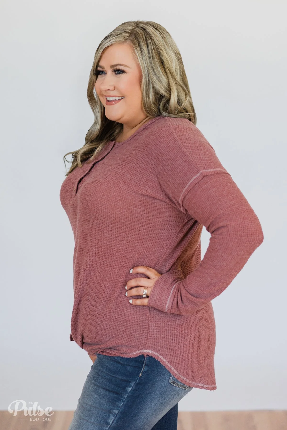 Go-To Henley Thermal Top- Brick - Image 7