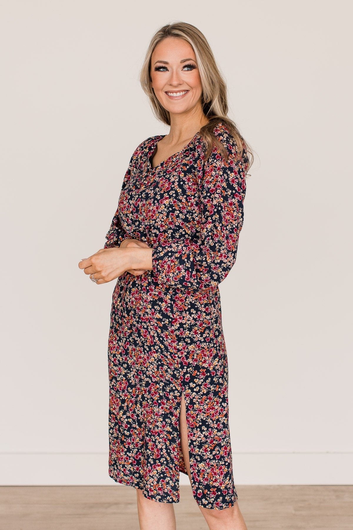 Good To See Floral Midi Dress- Navy - Image 5