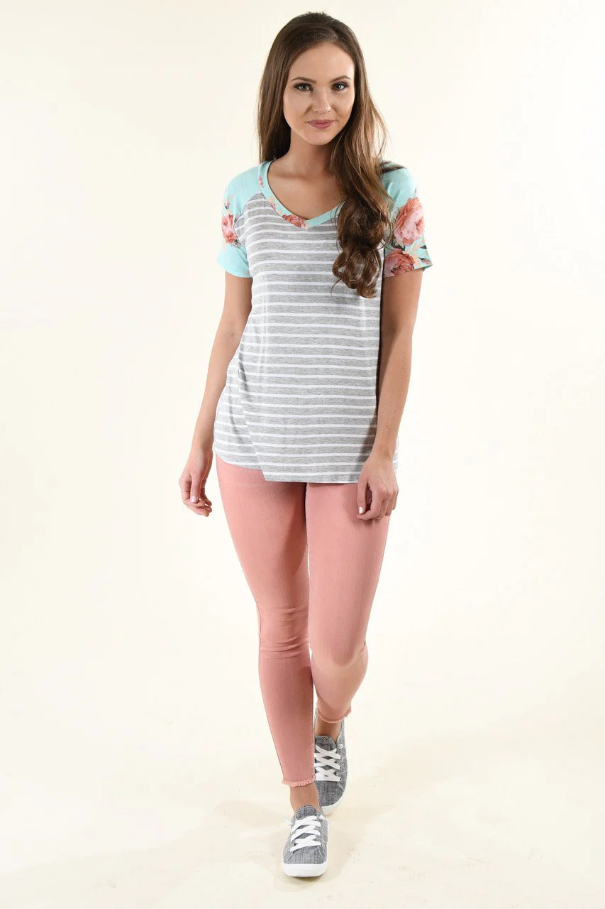 Grey & Mint Floral Sleeve Top - Image 4