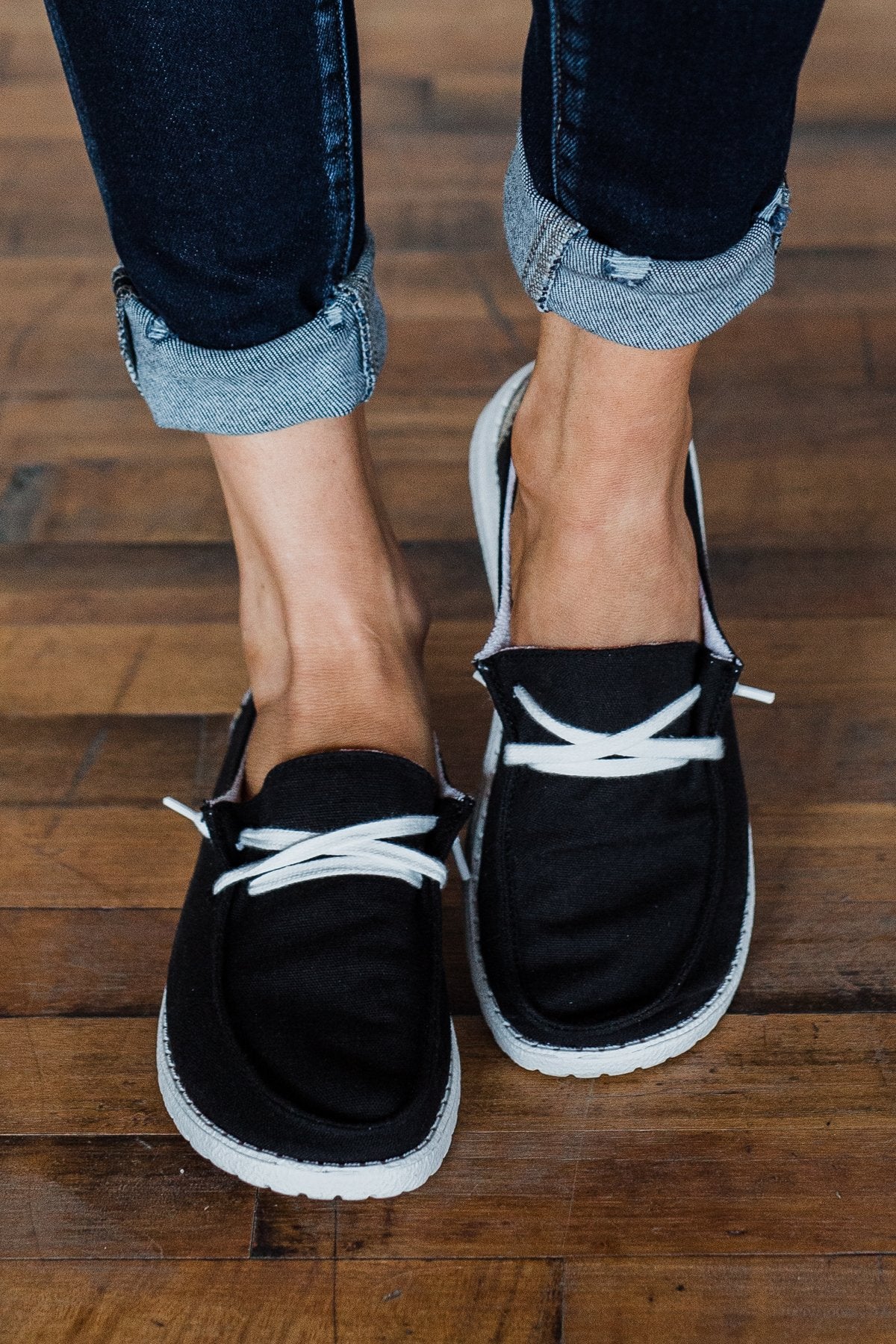 Gypsy Jazz Poppy Sneakers- Black - Image 2