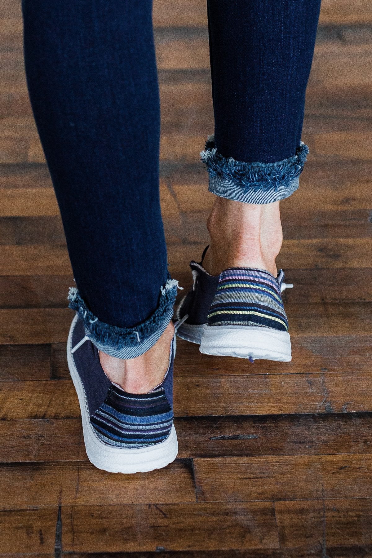 Gypsy Jazz Poppy Sneakers- Navy - Image 4