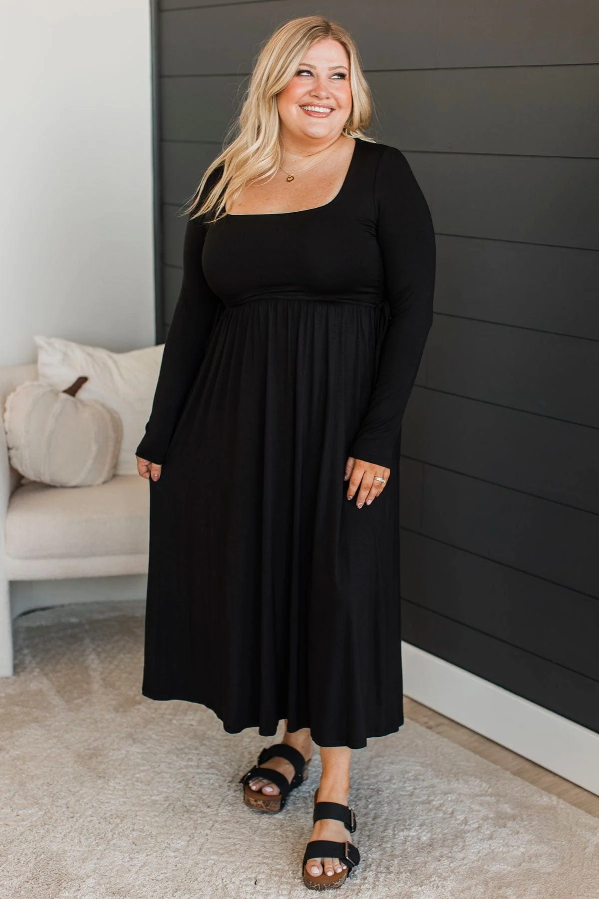 Hang The Moon Midi Dress- Black - Image 4