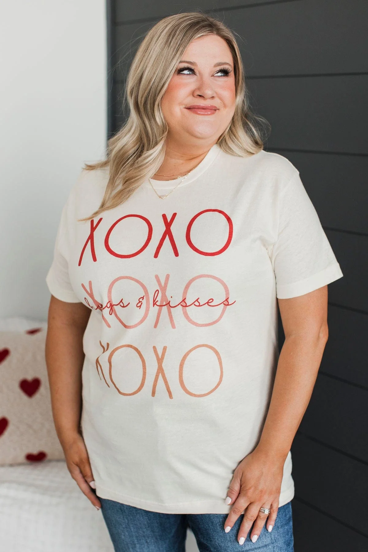 "Hugs & Kisses" Graphic Tee- Cream - Image 3