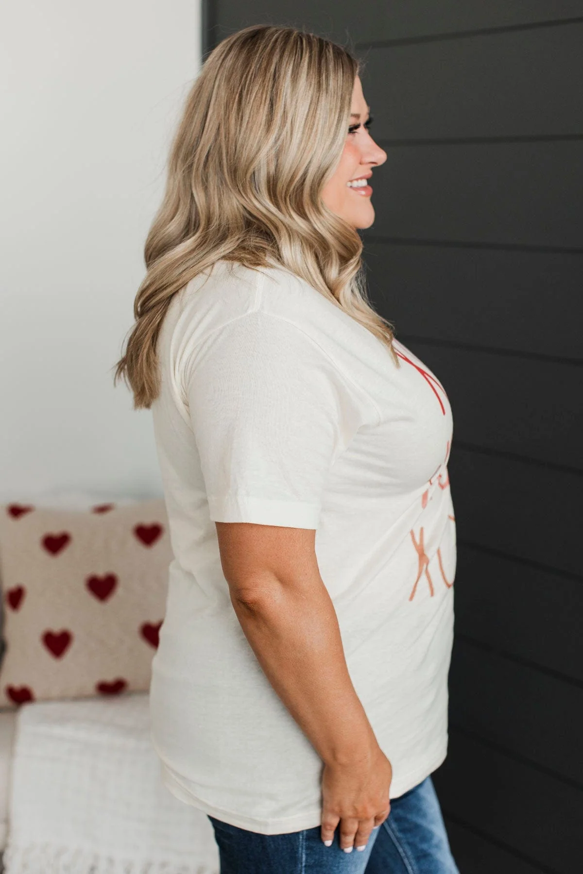"Hugs & Kisses" Graphic Tee- Cream - Image 5