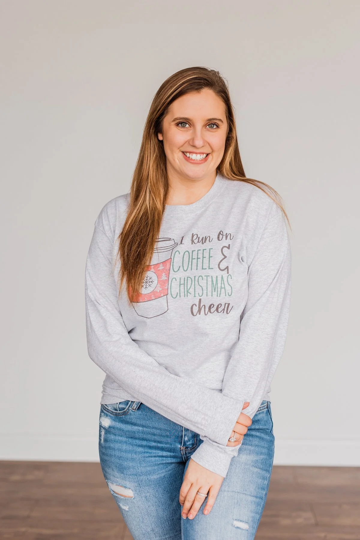 "I Run On Coffee & Christmas Cheer" Graphic Top- Grey - Image 5