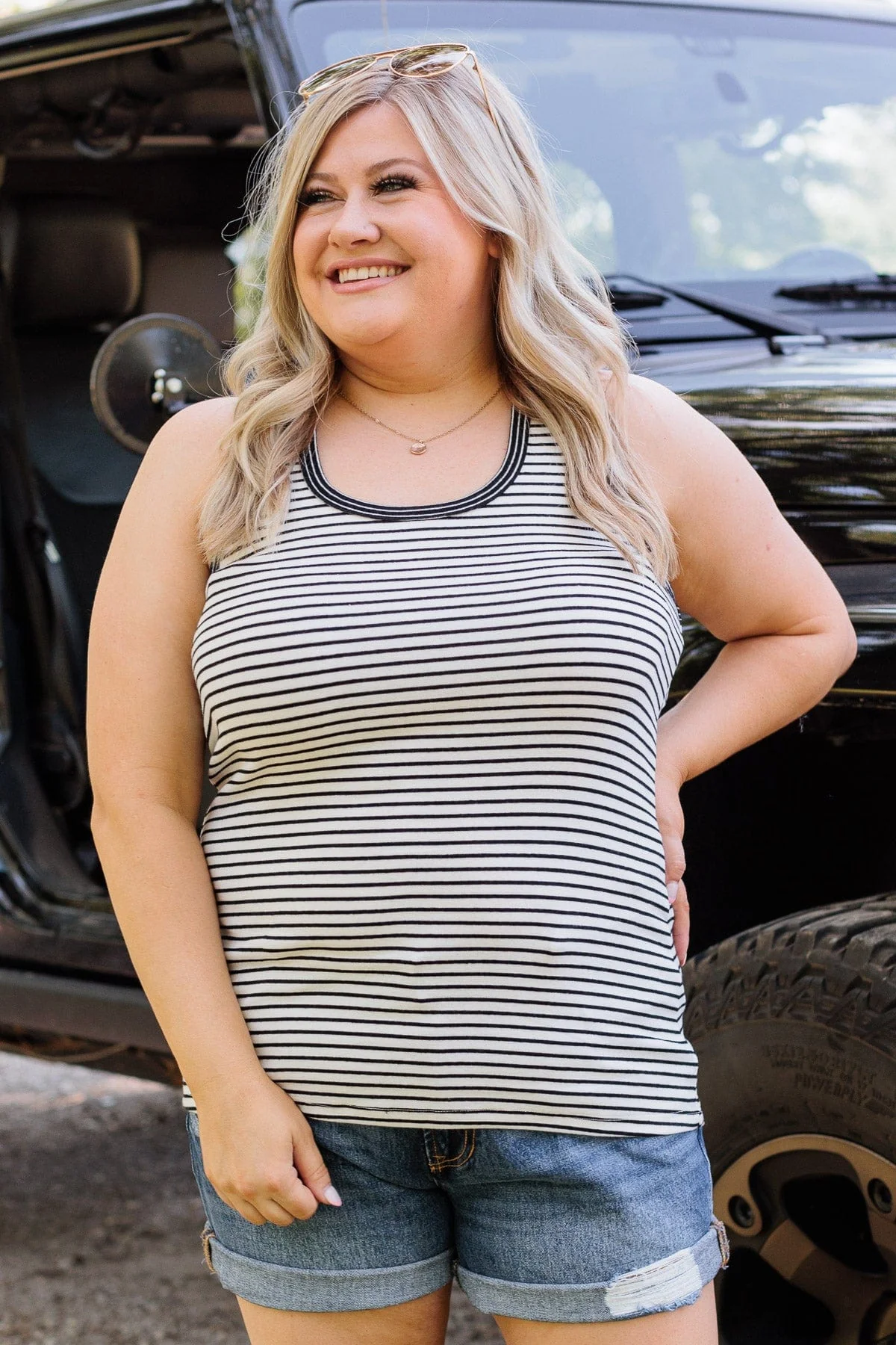 I'm On Vacation Striped Tank Top- Black & White - Image 5