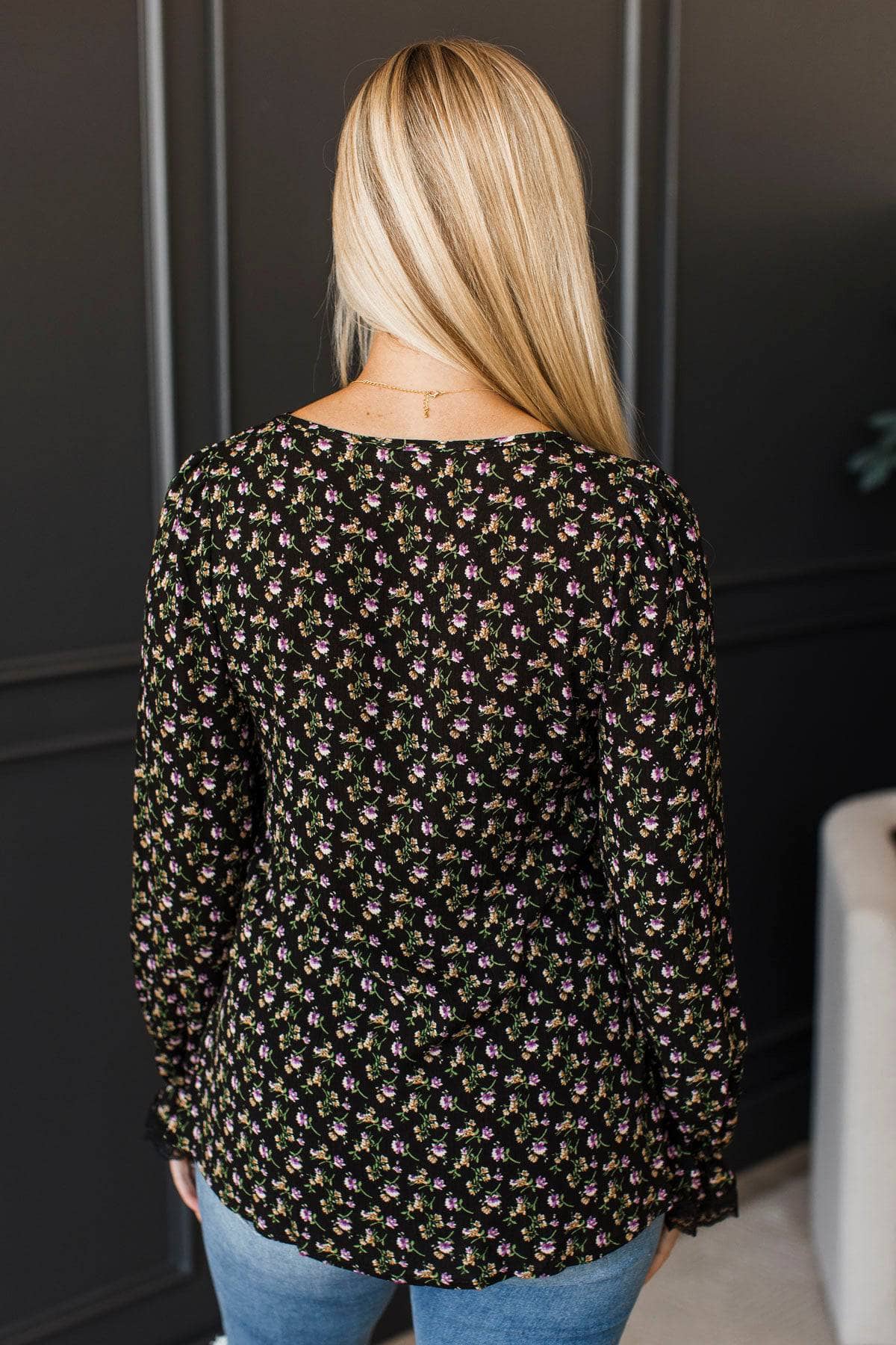Impressive Confidence Floral Blouse- Black - Image 8