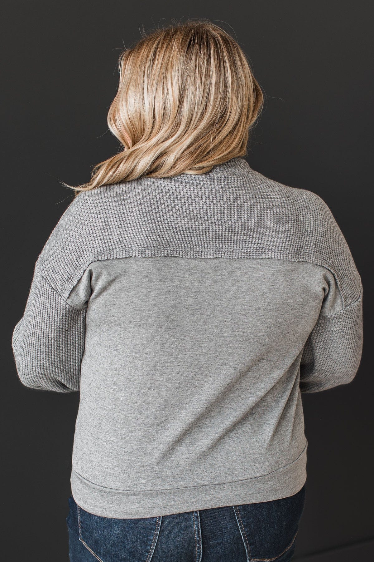 In My Feels Color Block Knit Top- Grey - Image 7