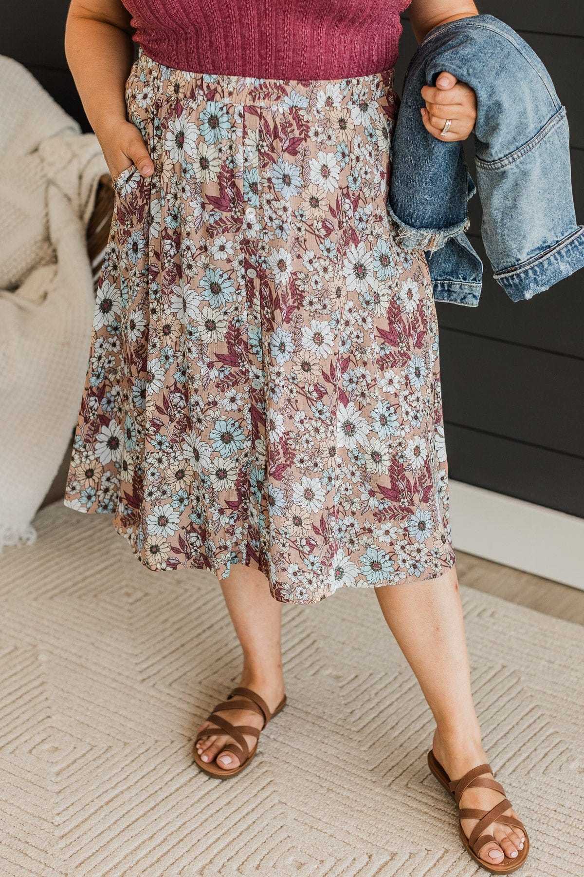 Irreplaceable Feeling Floral Skirt- Taupe - Image 4