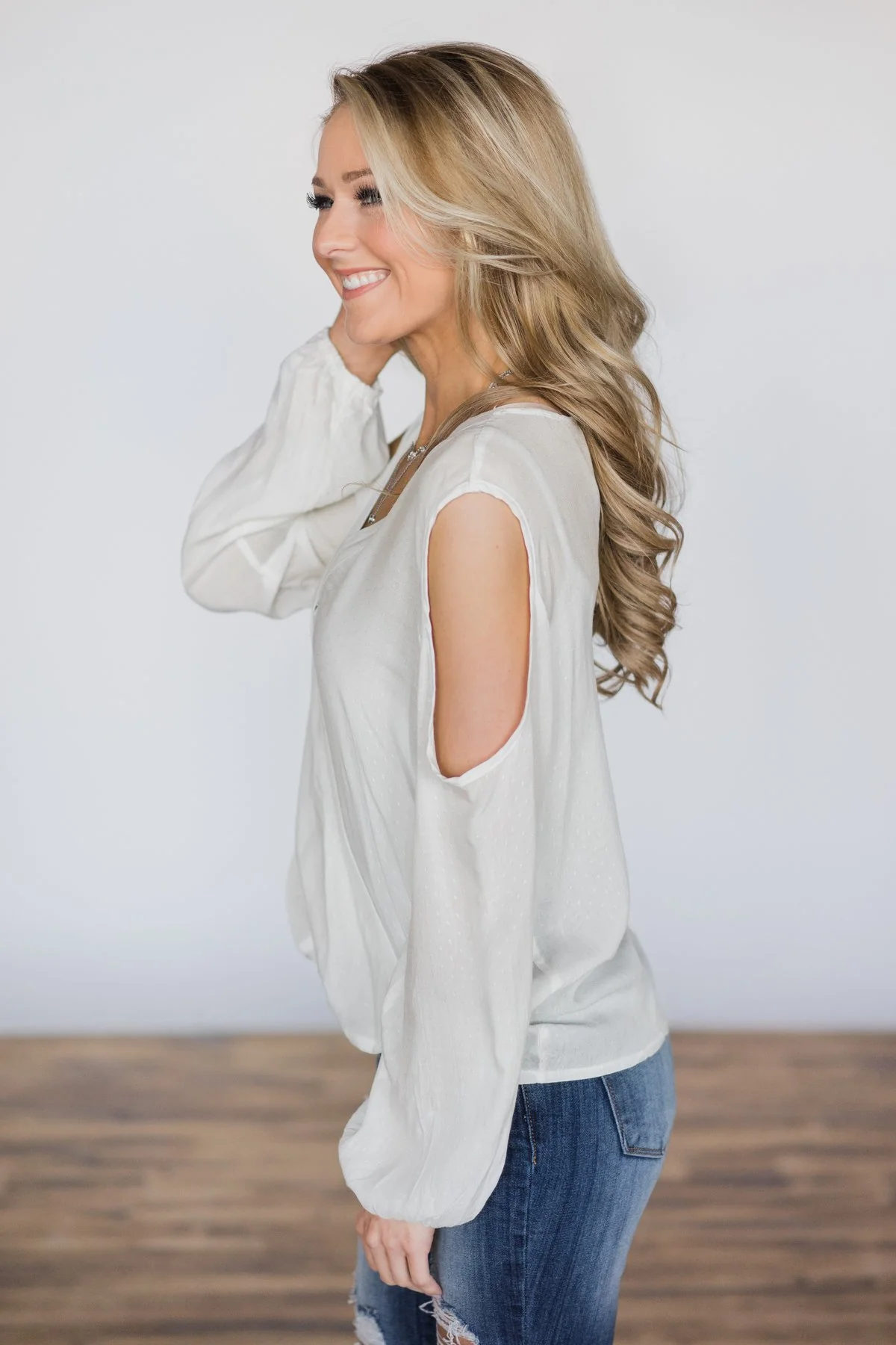 Ivory Cold Shoulder Top - Image 4