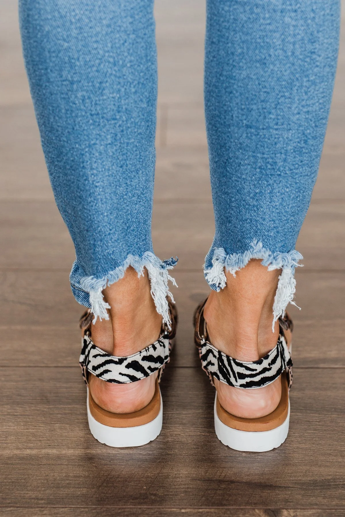 Jellypop Quests Sandals- Animal Multi Fabric - Image 5