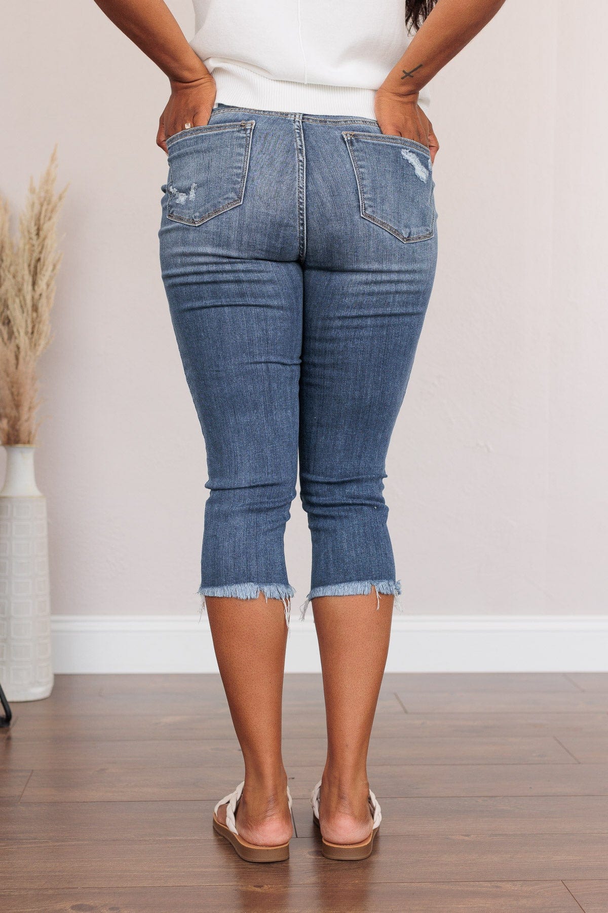 Judy Blue Mid-Rise Capris- Florence Wash - Image 7