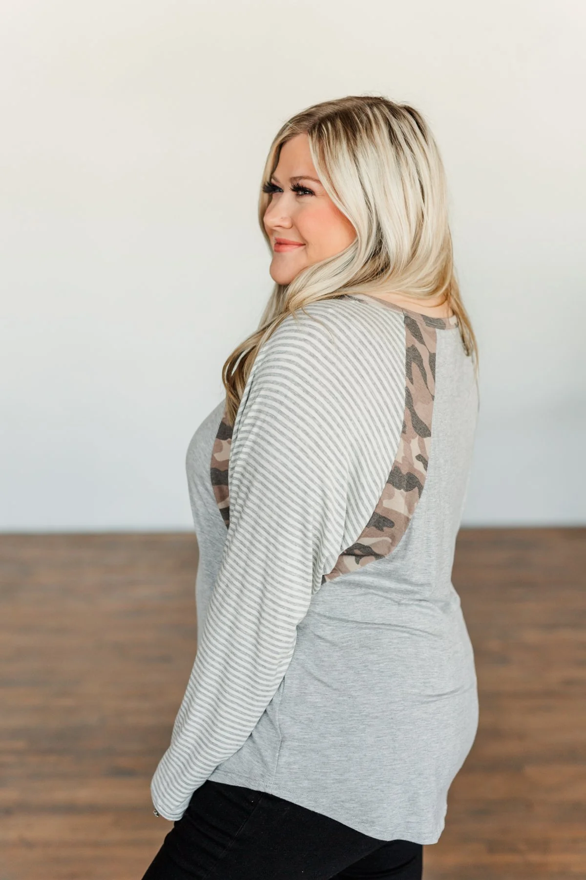 Just Around The Bend Color Block Top- Grey & Camo - Image 6