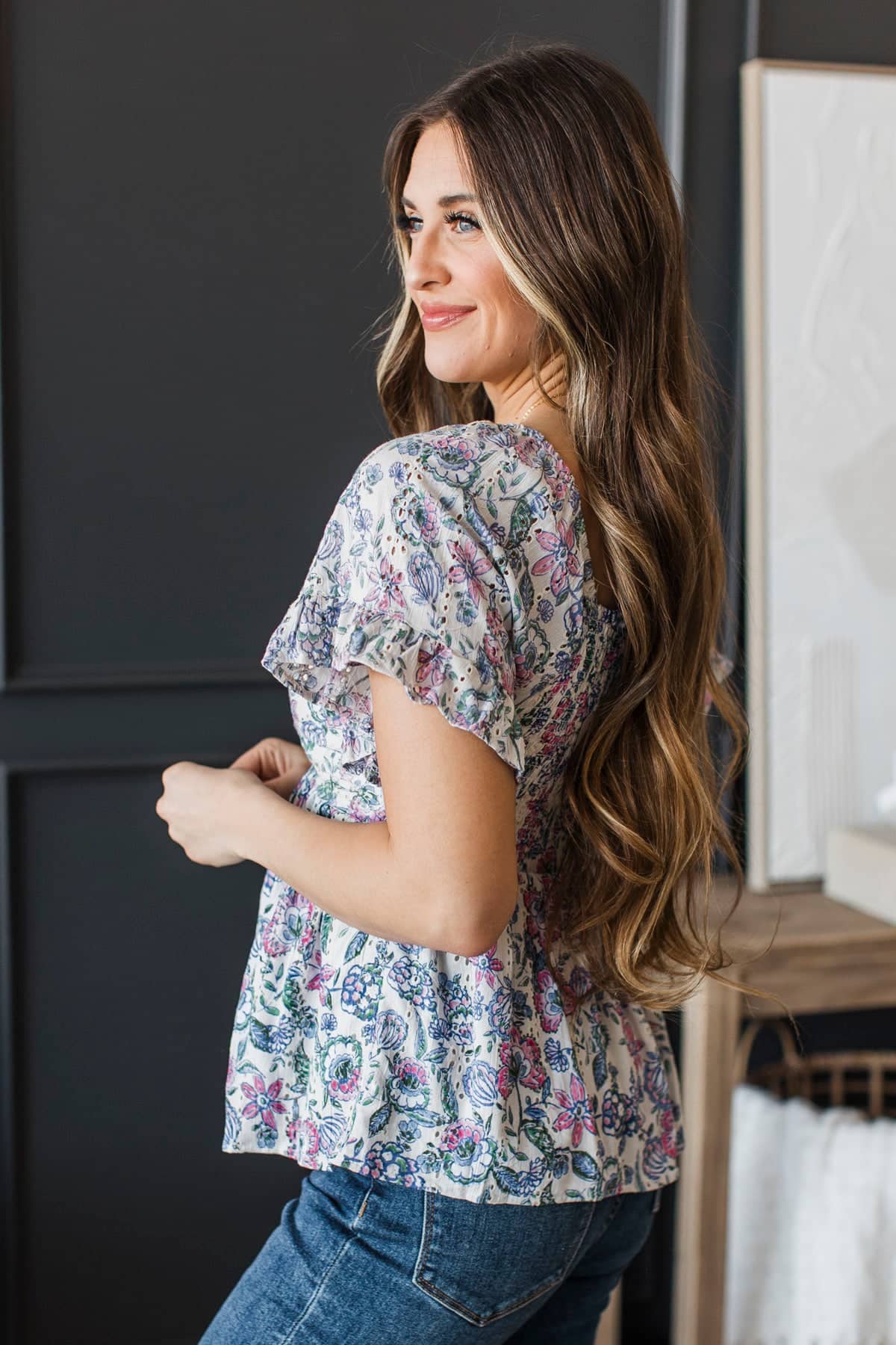 Just For Me Floral Twist Front Top- Off-White - Image 5