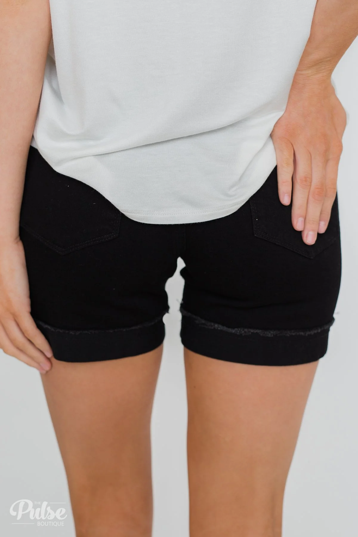 KanCan Eloise Shorts- Black - Image 4