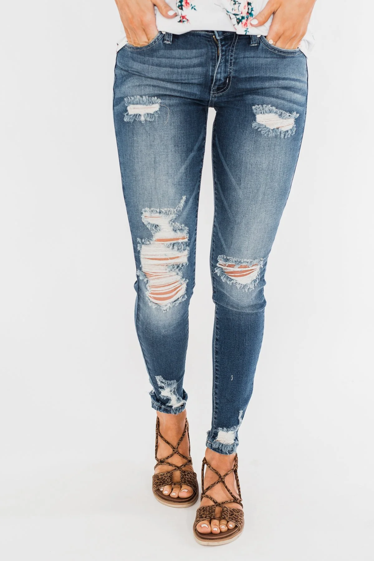 KanCan Distressed Jeans- Ariel Wash - Image 4
