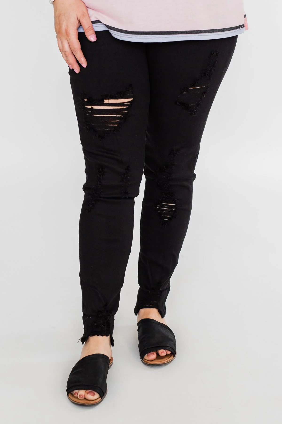 KanCan Distressed Skinny Jeans- Elsie Wash - Image 4