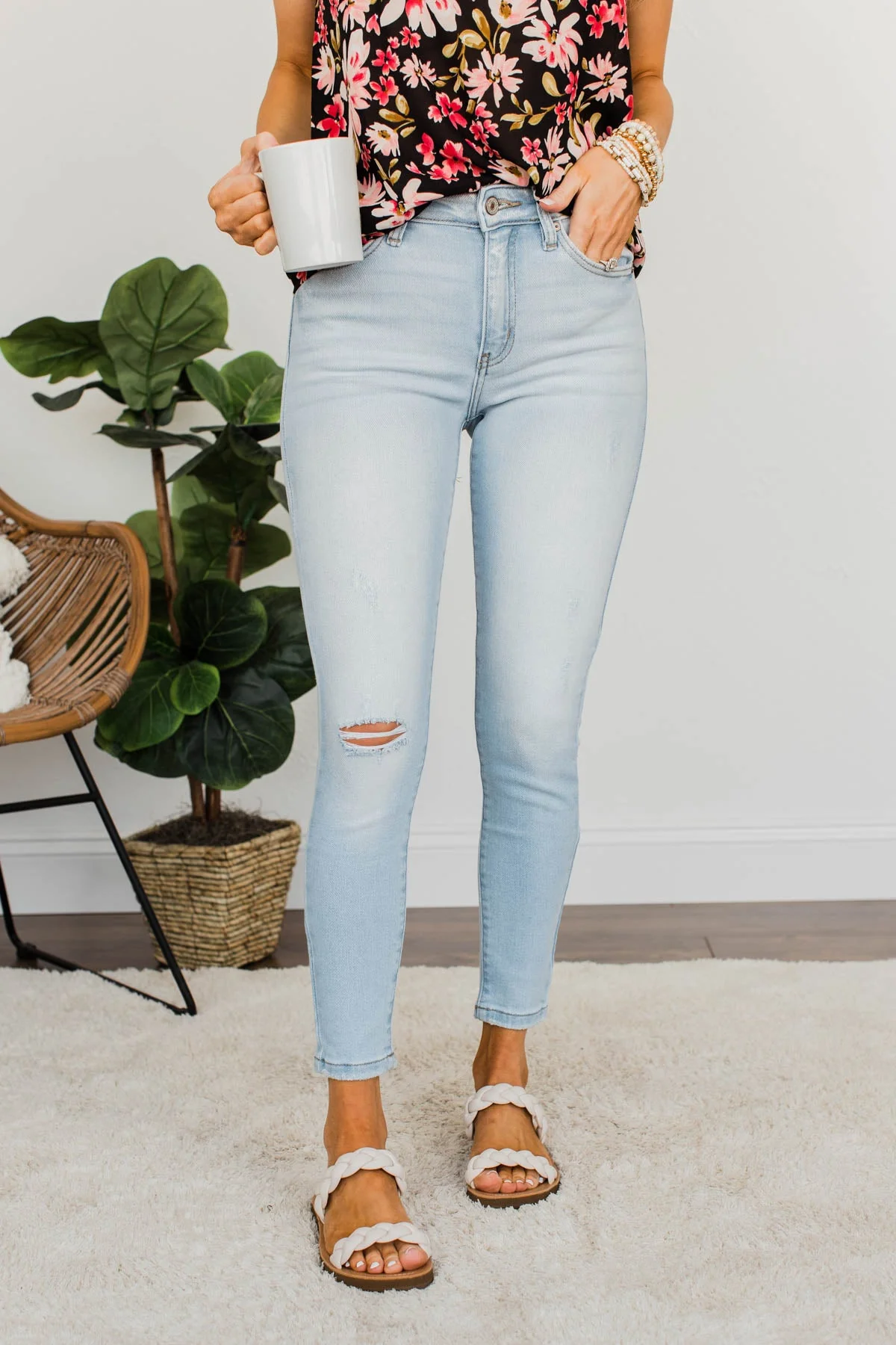 KanCan High-Rise Skinny Jeans- Roisin Wash - Image 3
