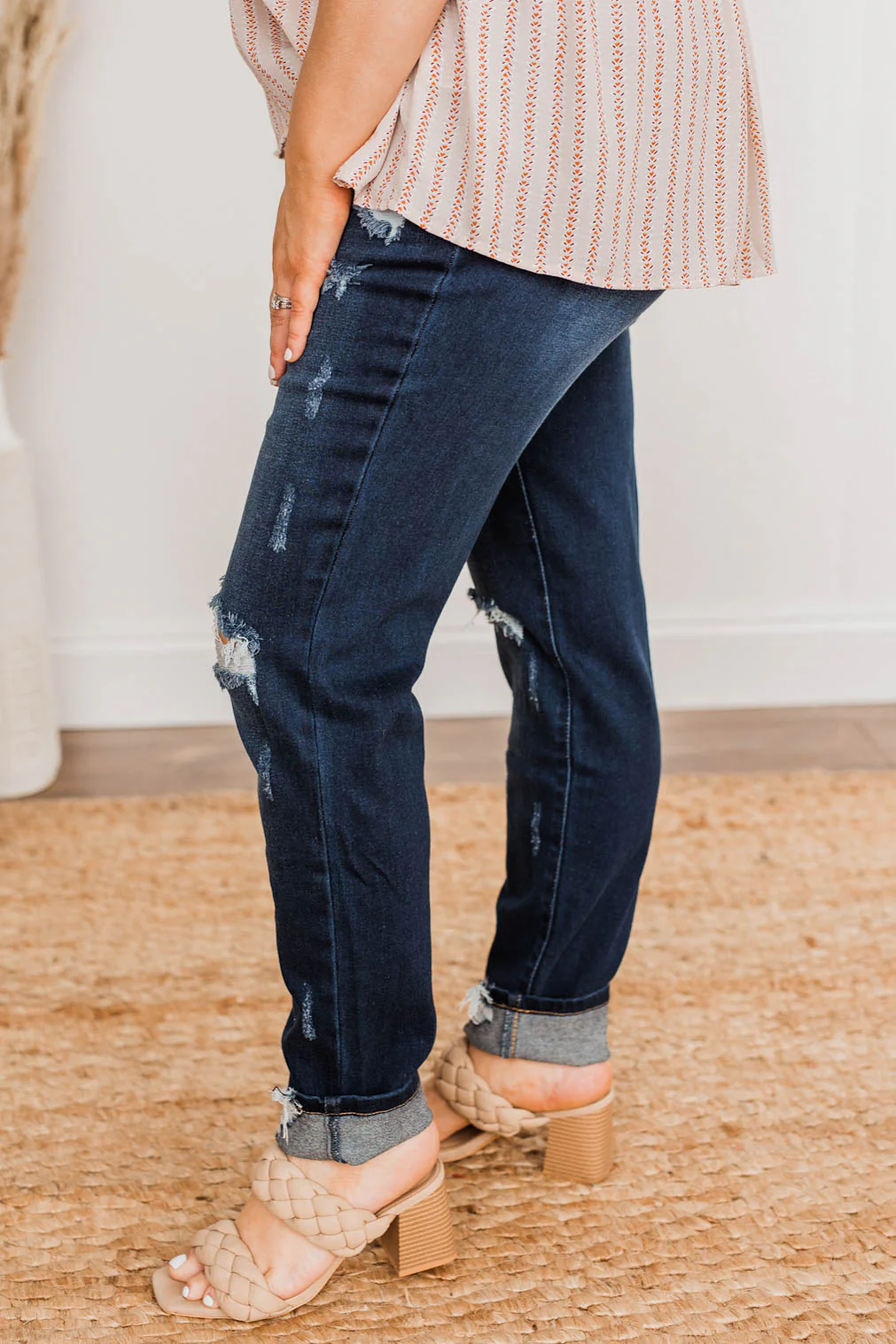 KanCan Mid-Rise Distressed Super Skinny Jeans- Billie Wash - Image 5