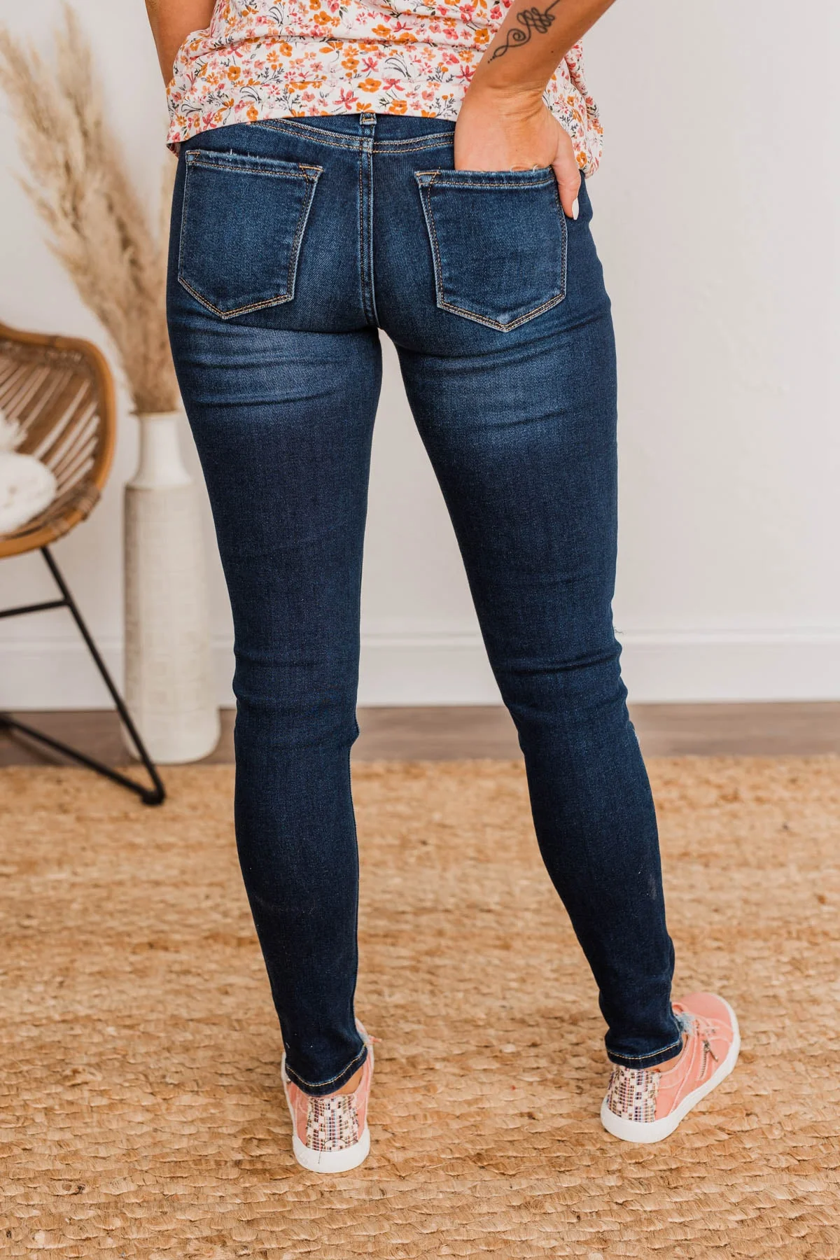 KanCan Mid-Rise Distressed Super Skinny Jeans- Billie Wash - Image 7