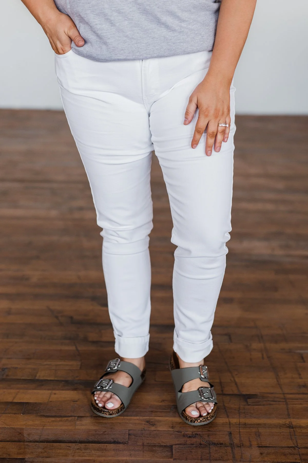 KanCan Non-Distressed Skinny Jeans- Betsy Wash - Image 4