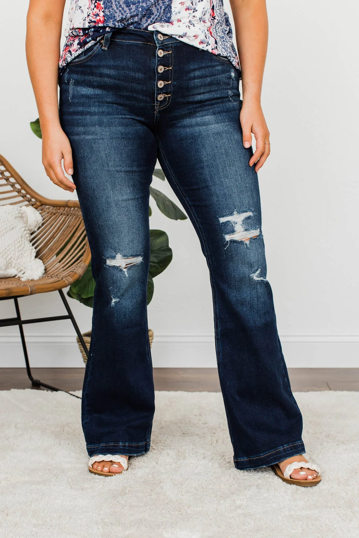 KanCan Petite Distressed Flare Jeans- Lenore Wash - Image 5