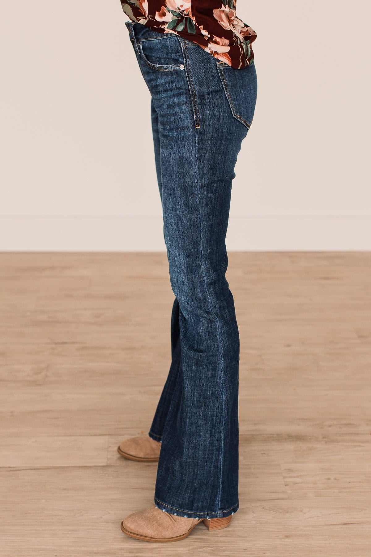 KanCan Petite Flare Jeans- Josephine Wash - Image 3