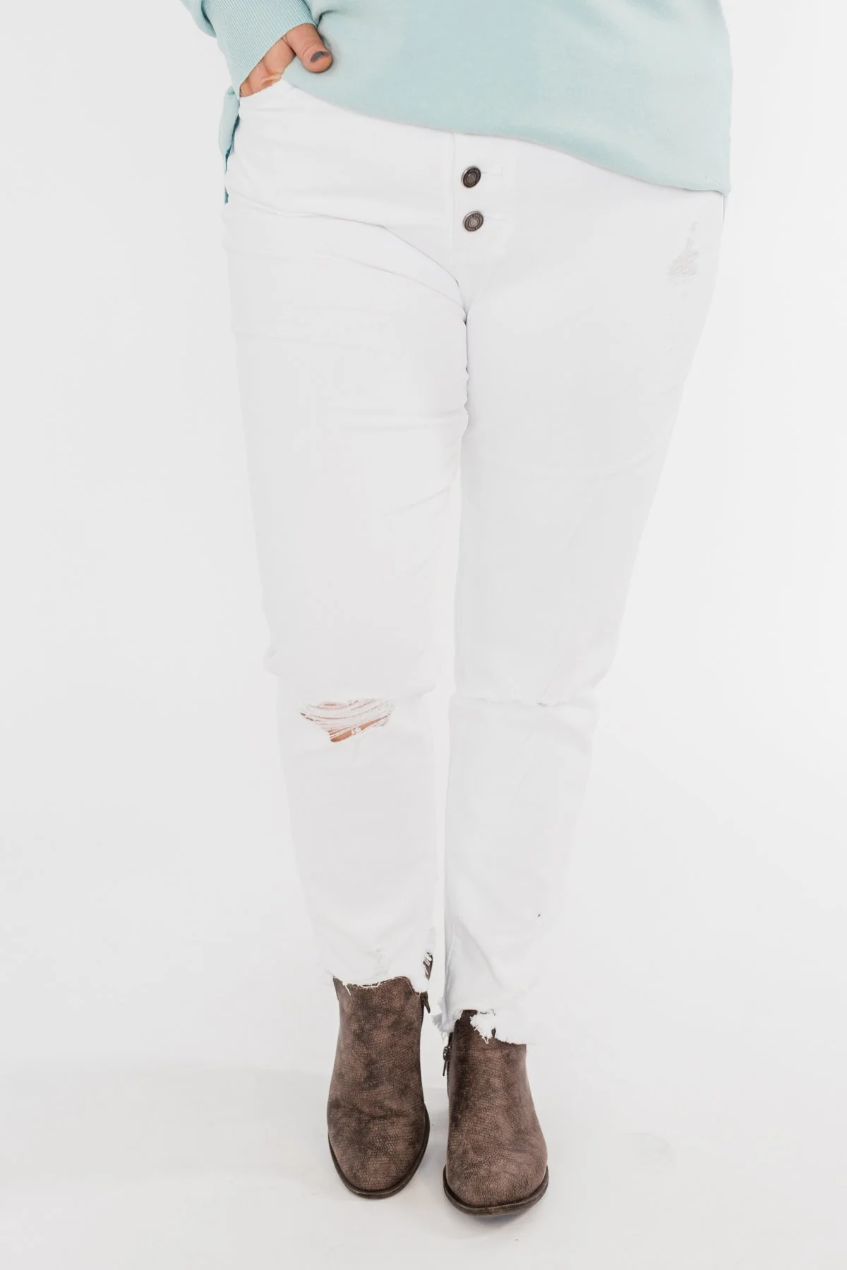 KanCan Raw Hem Distressed Jeans- Carly Wash - Image 5
