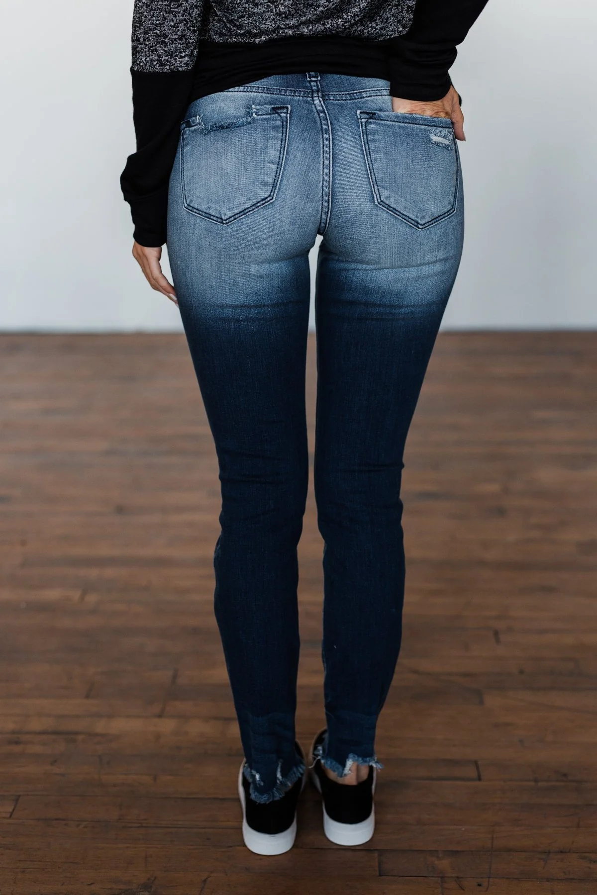 KanCan Raw Hem Skinny Jeans- Wendy Wash - Image 12
