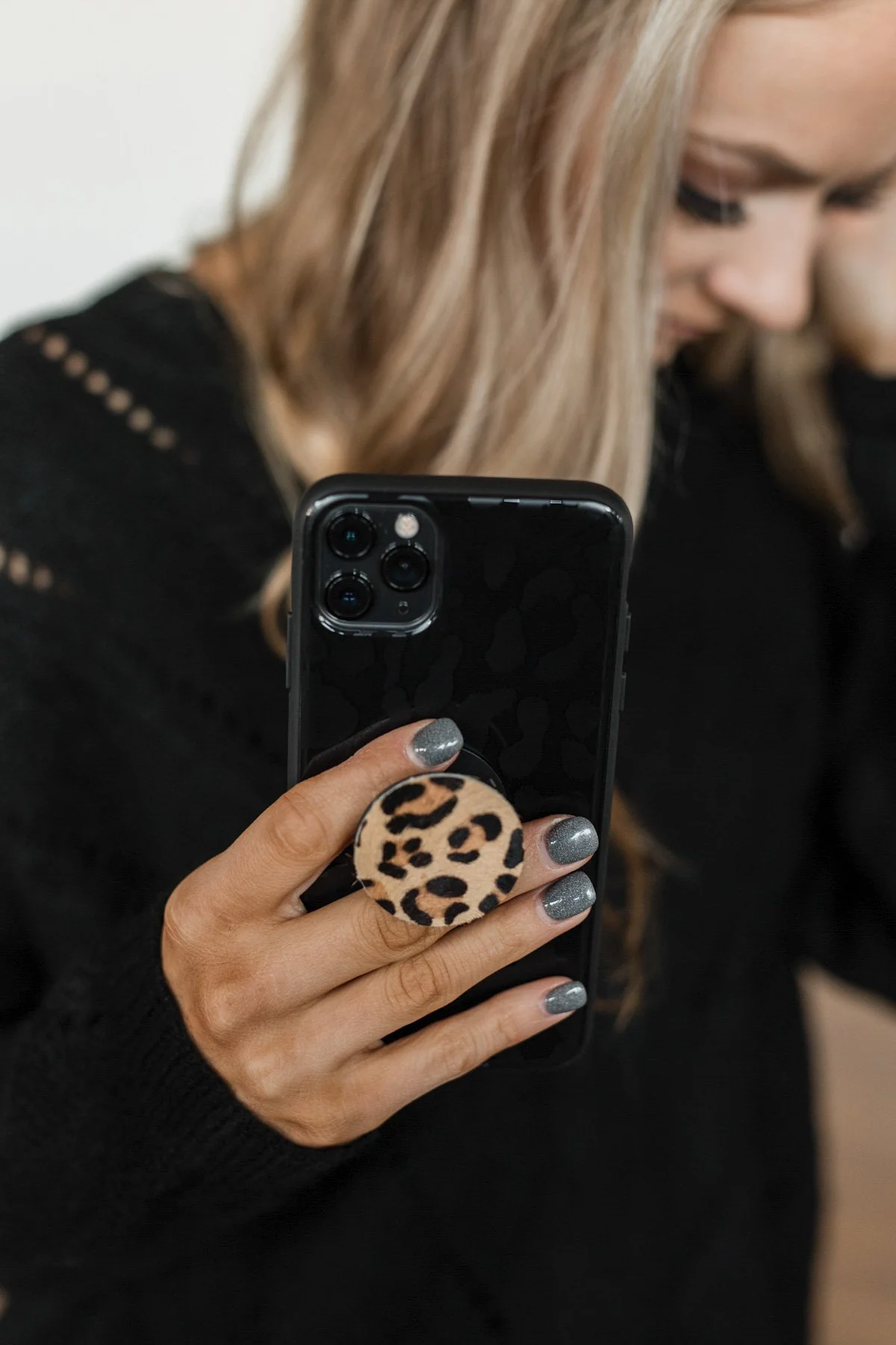 Leopard Print Phone Grip - Image 3