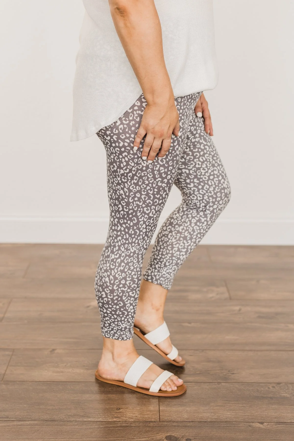 Live For The Day Cropped Leopard Leggings- Charcoal - Image 8