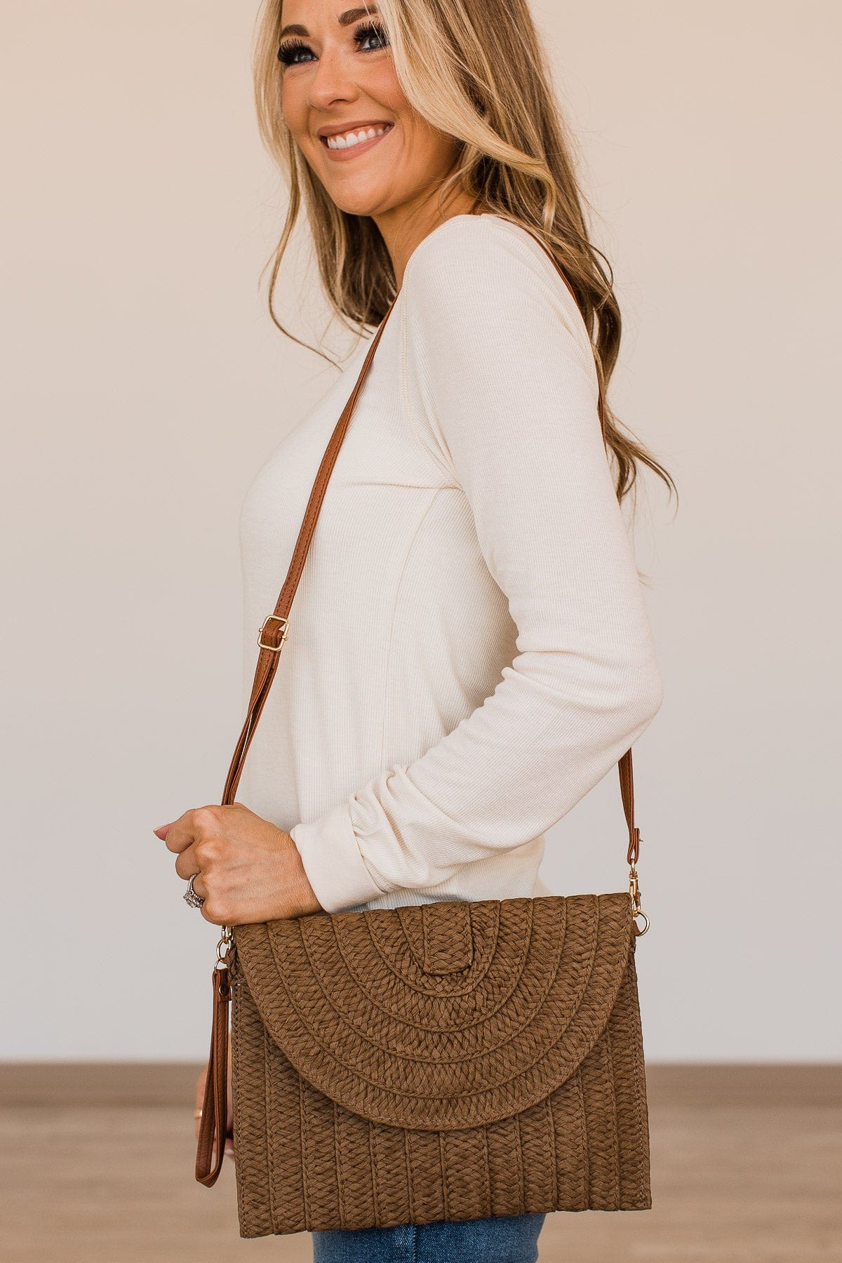 Living My Way Woven Clutch Purse- Natural - Image 4