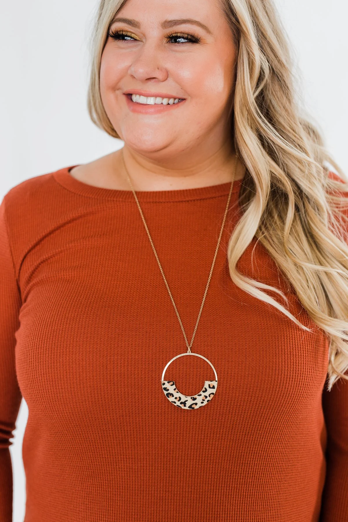 Long Animal Print Circle Gold Necklace- Leopard - Image 2