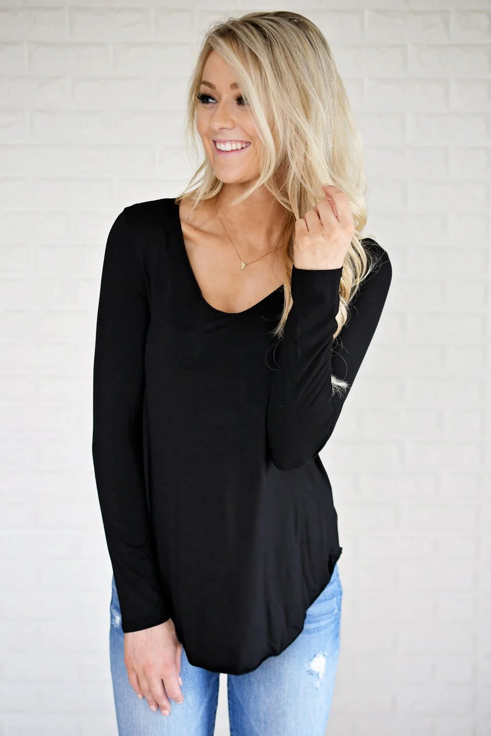Long Sleeve V-Neck Top ~ Black - Image 5