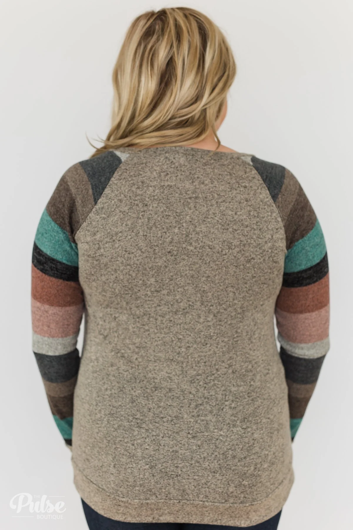 Look My Way Pullover Pocket Top- Taupe - Image 13