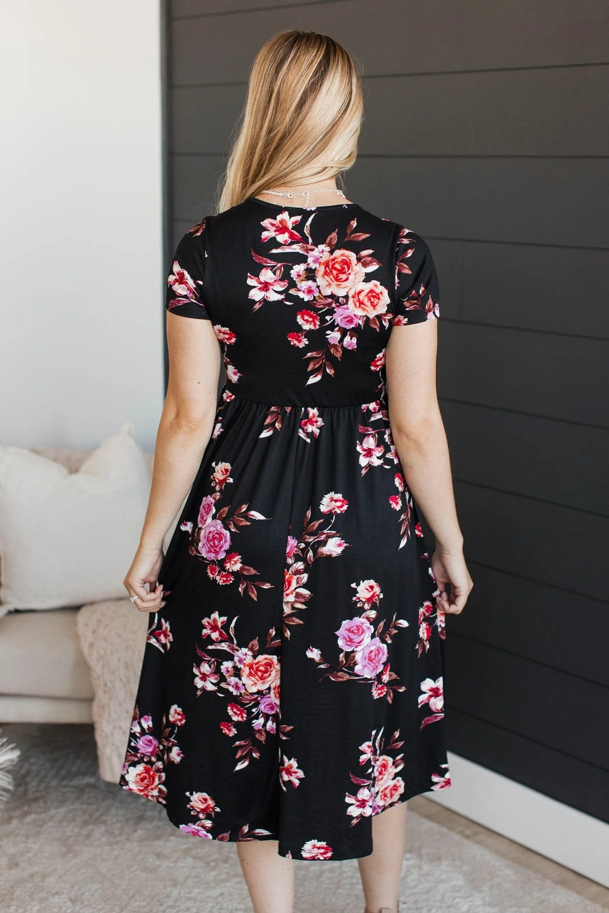 Looking Fabulous Floral Midi Dress- Black - Image 7