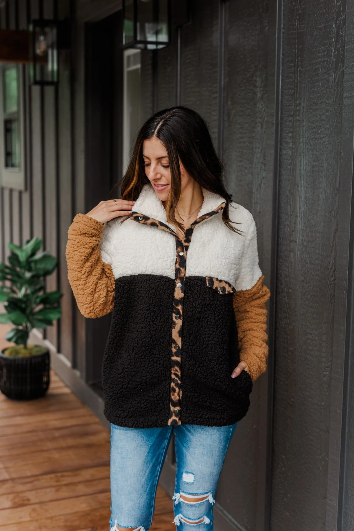 Looking Feisty Button Up Sherpa- Ivory & Camel - Image 11