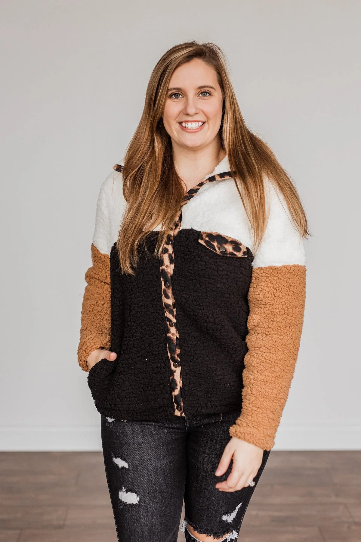 Looking Feisty Button Up Sherpa- Ivory & Camel - Image 13
