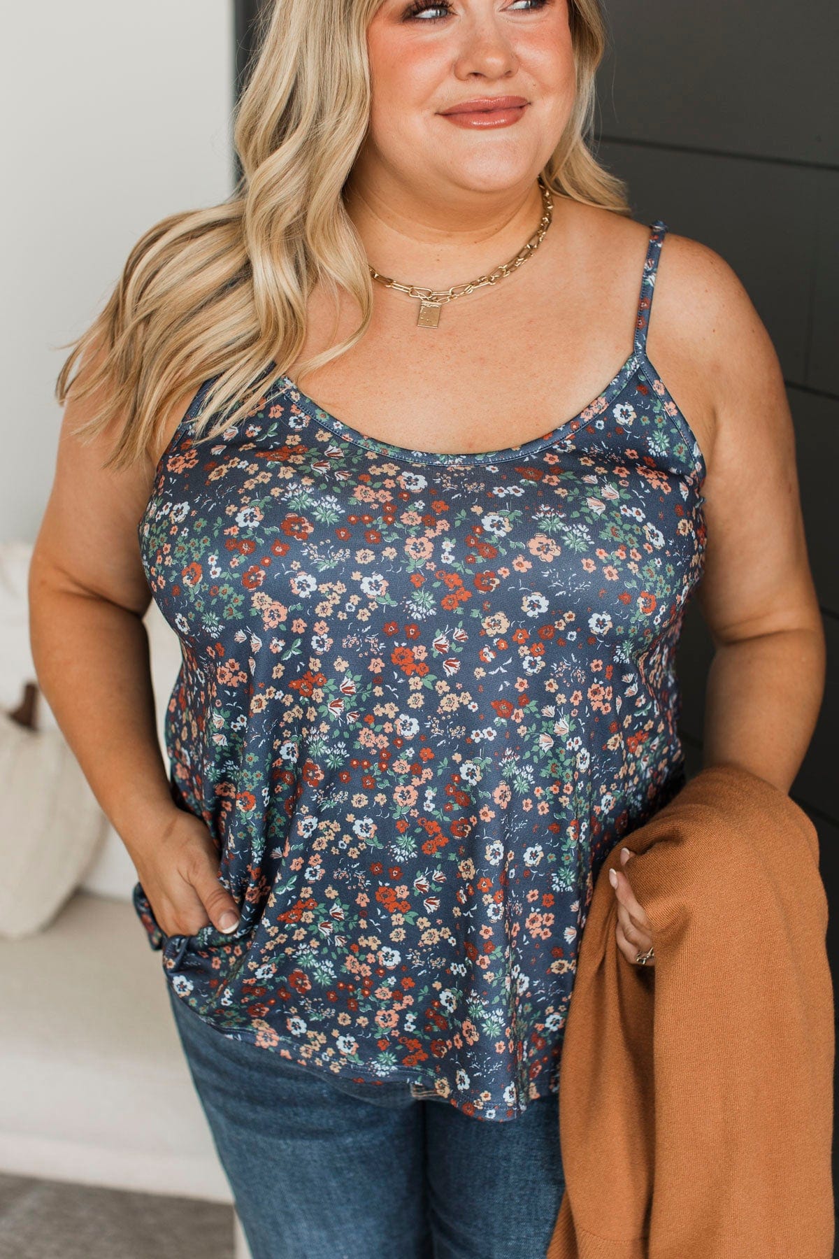 Love Me Always Floral Tank Top- Navy - Image 3