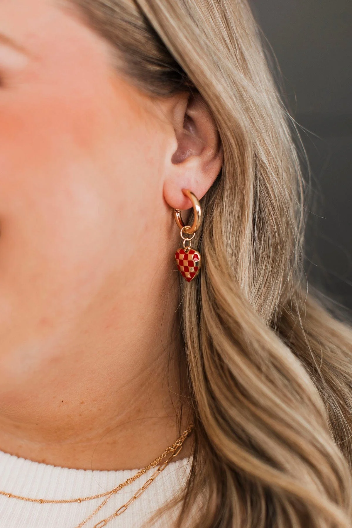 Loving The Vibe Heart Hoop Earrings- Gold - Image 2