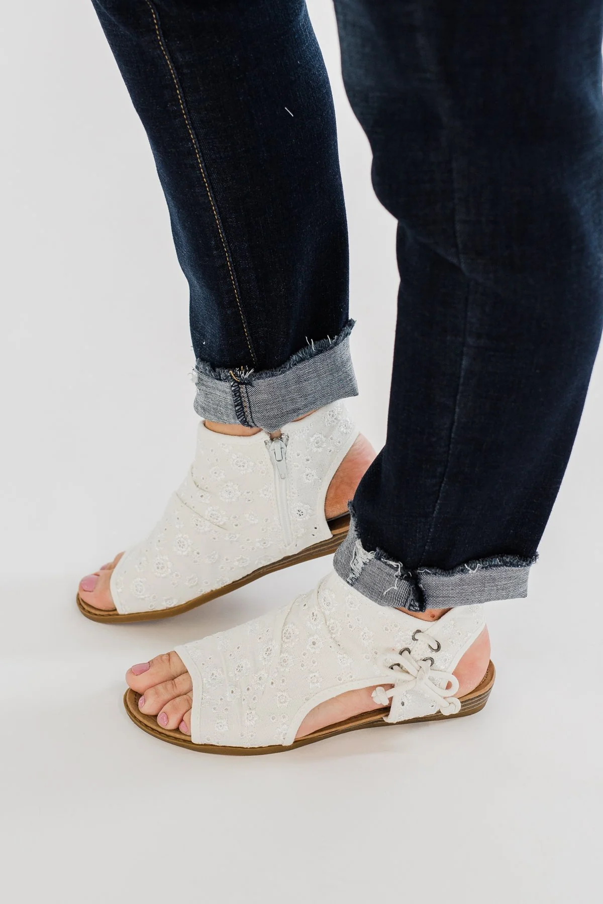Luxe & Mix Lola Sandals- White - Image 2