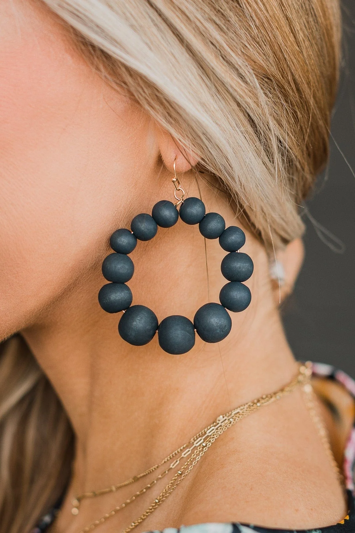 Main Attraction Hoop Earrings- Dark Navy - Image 2